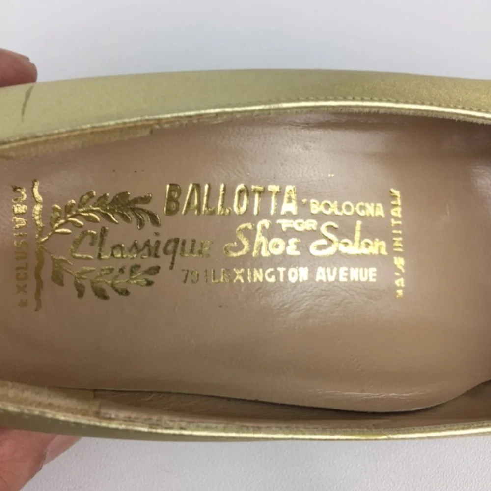 Vintage Ballotta Womens Gold Metallic Low Block Heel Italian Pumps size 6